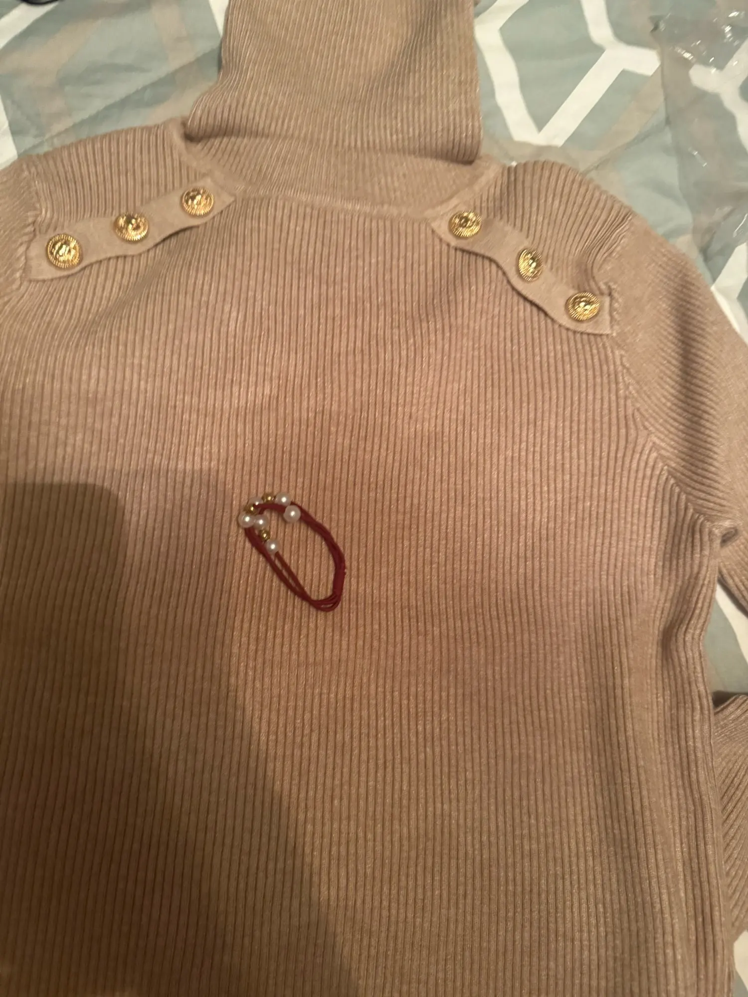 Cashmere Turtleneck Long-Sleeved Pullover photo review