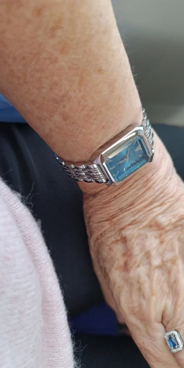 Women's 32mm Square Quartz Watch photo review