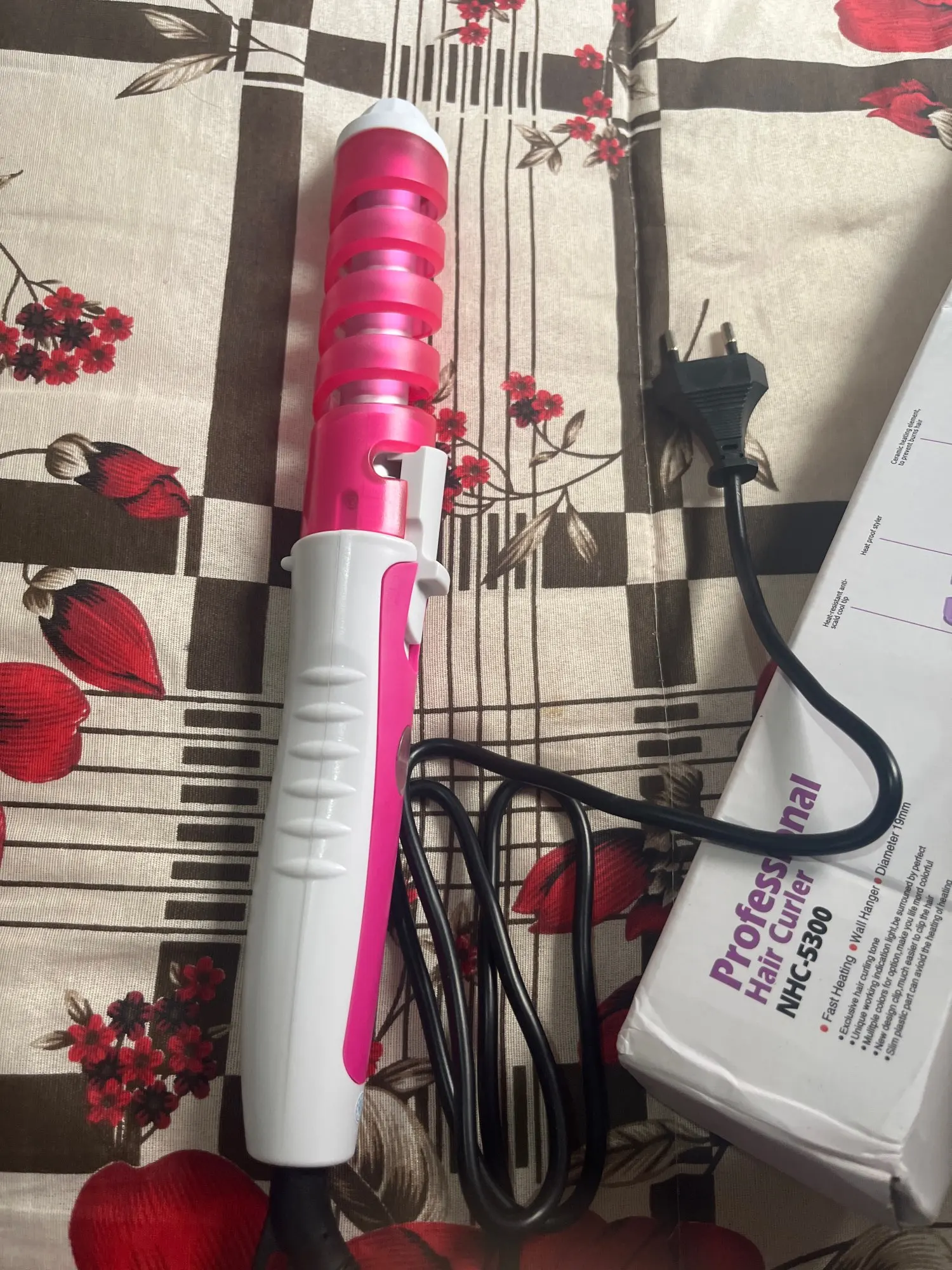 Modelador de Cachos Cacheador de Cabelo Ondas Profissional Bivolt photo review