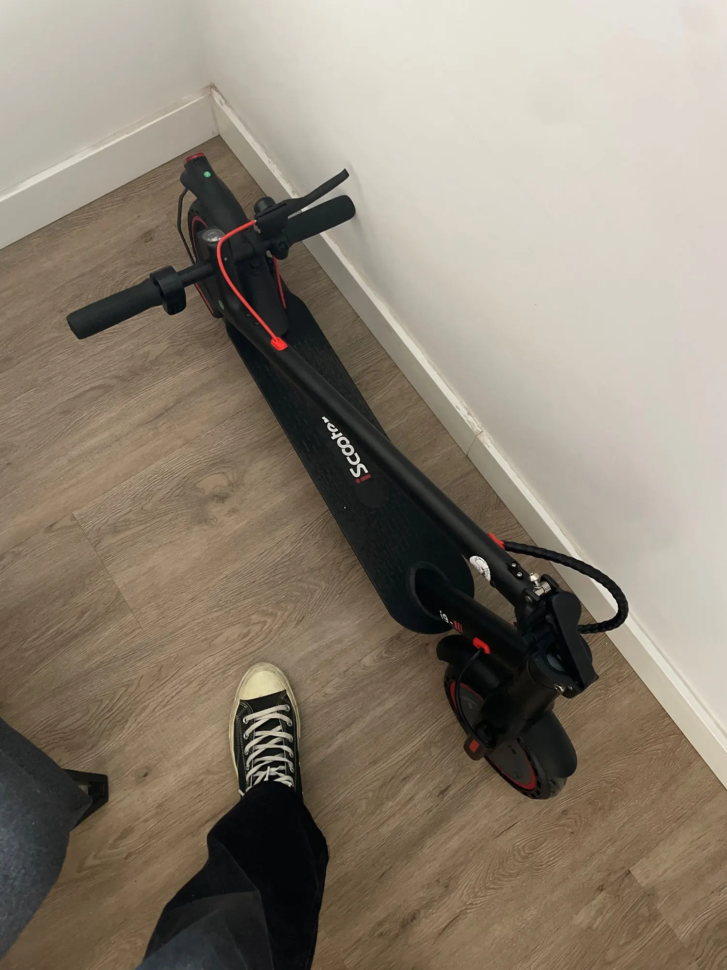ISCooter i9-patinete eléctrico de 8,5 pulgadas, 350W, 7,5Ah, 30 km/h, para adultos, neumáticos de panal de 30km de alcance, Scooters plegables con aplicación photo review