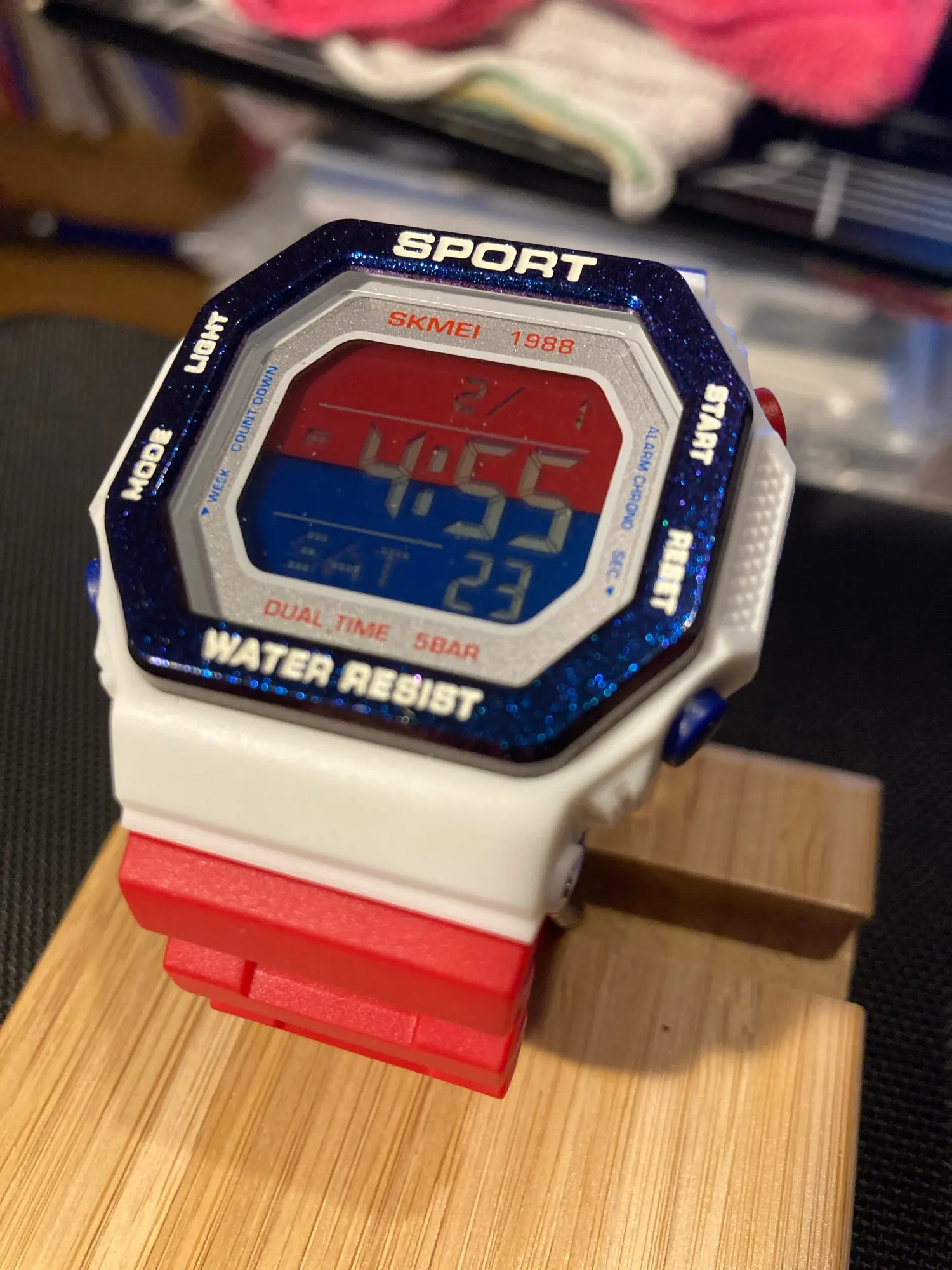 SKMEI 1988 Digital Sport Watch for Men - LED, Waterproof photo review