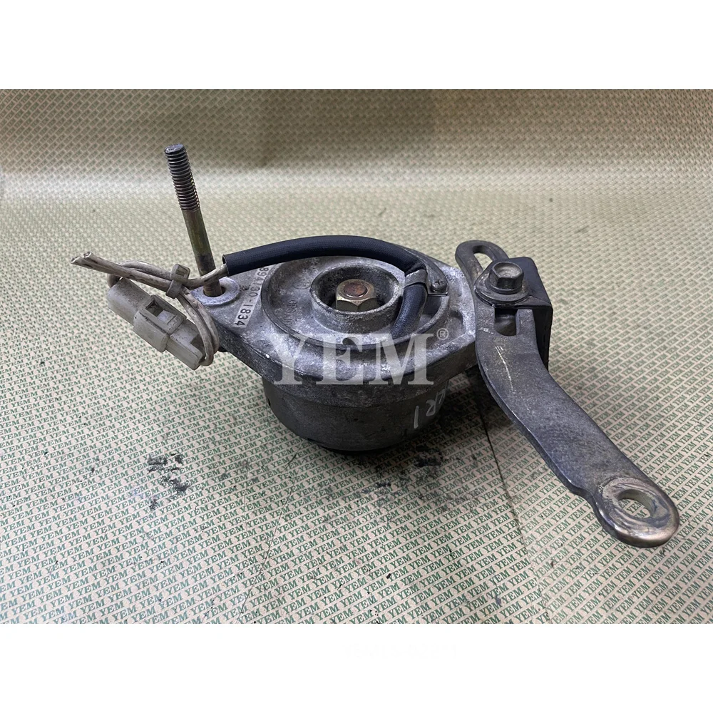 

For machinery engine parts Used 3KR1 Alternator 894130-1834