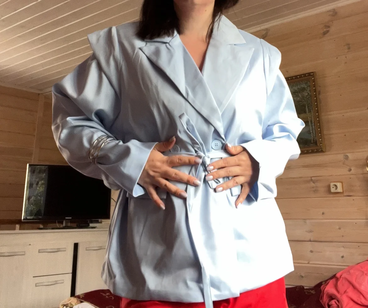 Professional Women's Blazer - Versatile Office Jacket for Work photo review