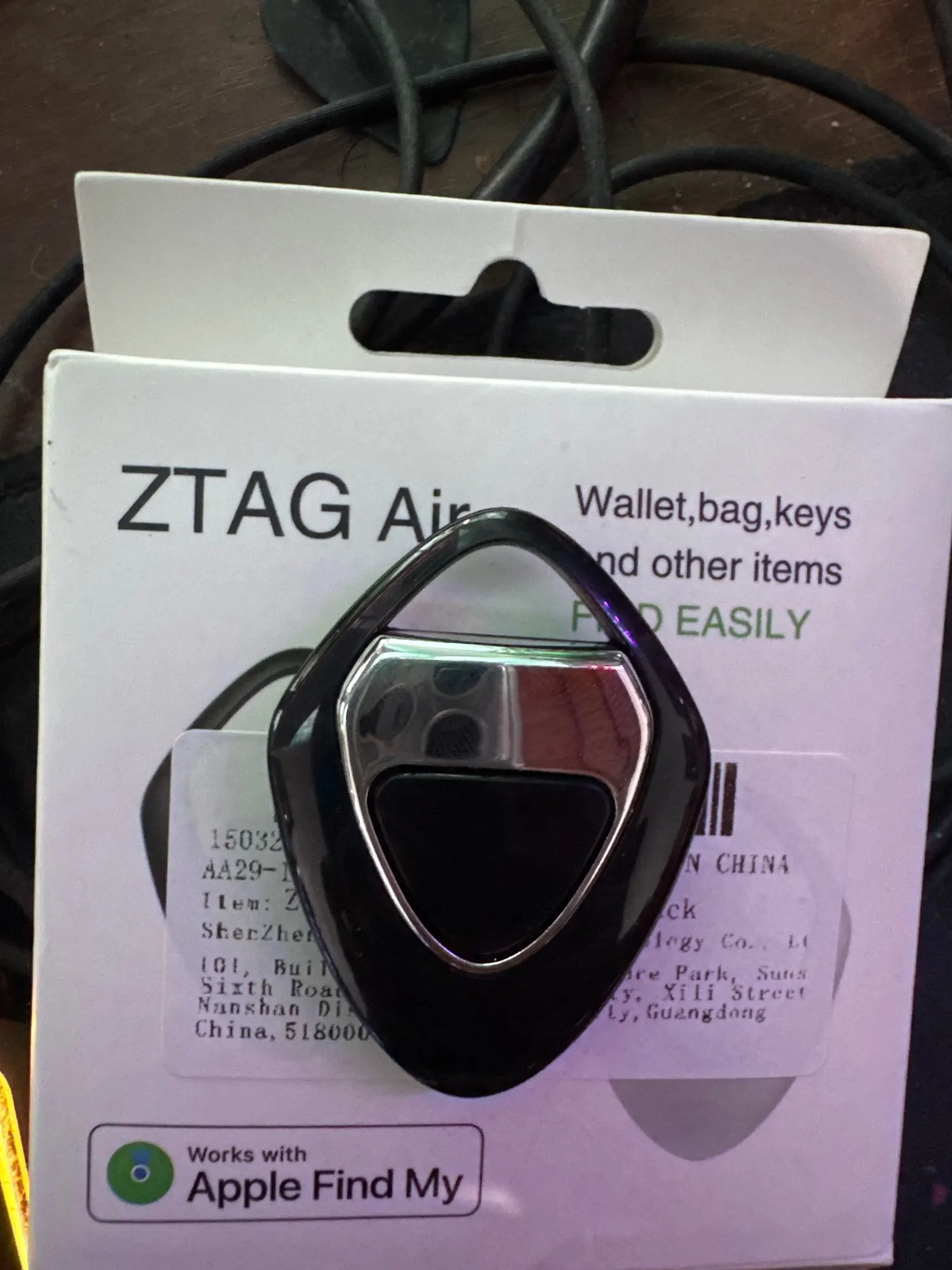 STONEGO Finder Security SmartTrack Link Smart Tag With Apple Find My Key Bluetooth GPS Tracker For Earbud Luggage MFi Finder IOS photo review