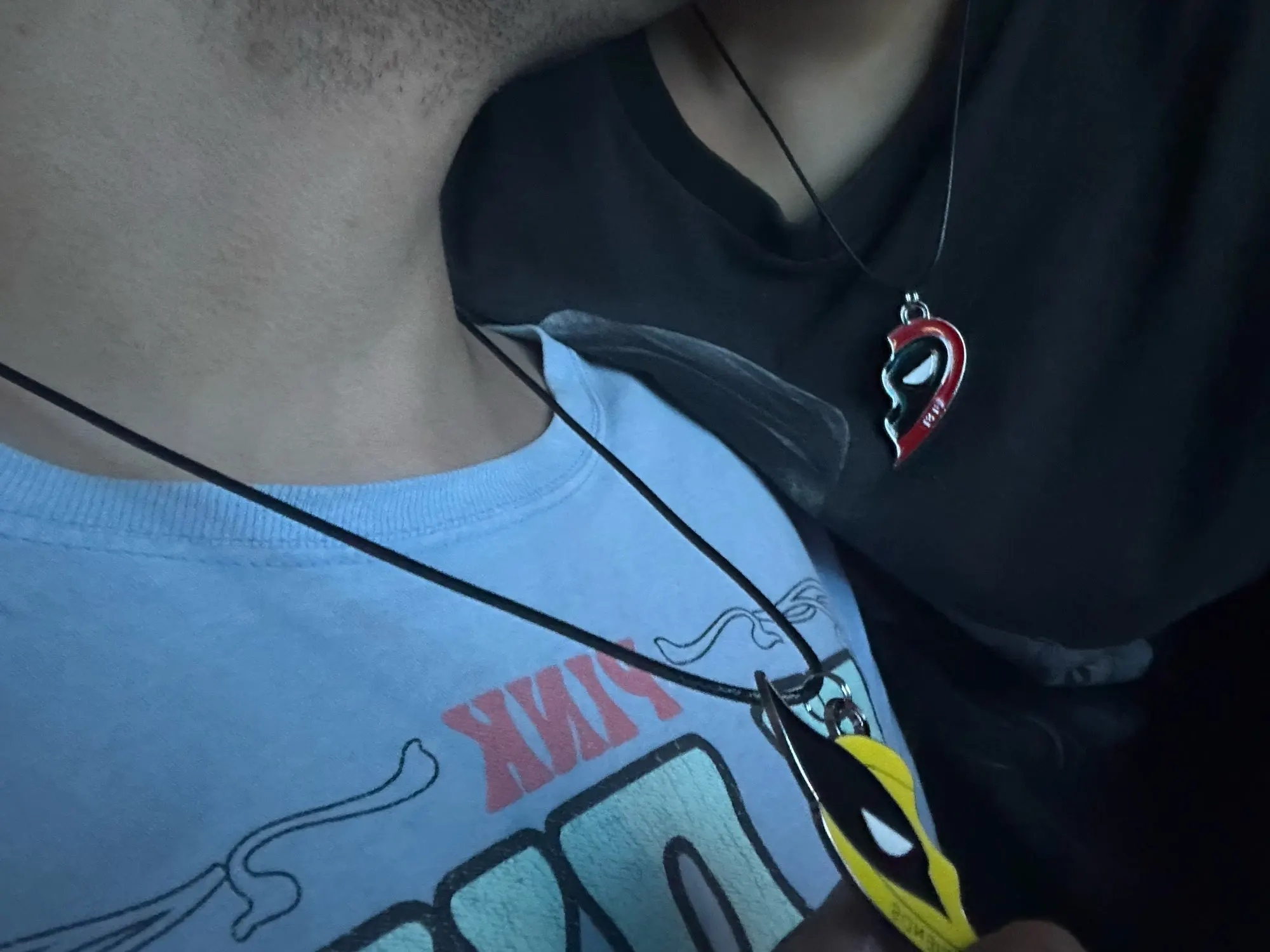 Movie Deadpool and Wolverine Best Friends Red Yellow Clown Mask keychain Pendant Love Heart Combination For Bag Friends Jewelry photo review