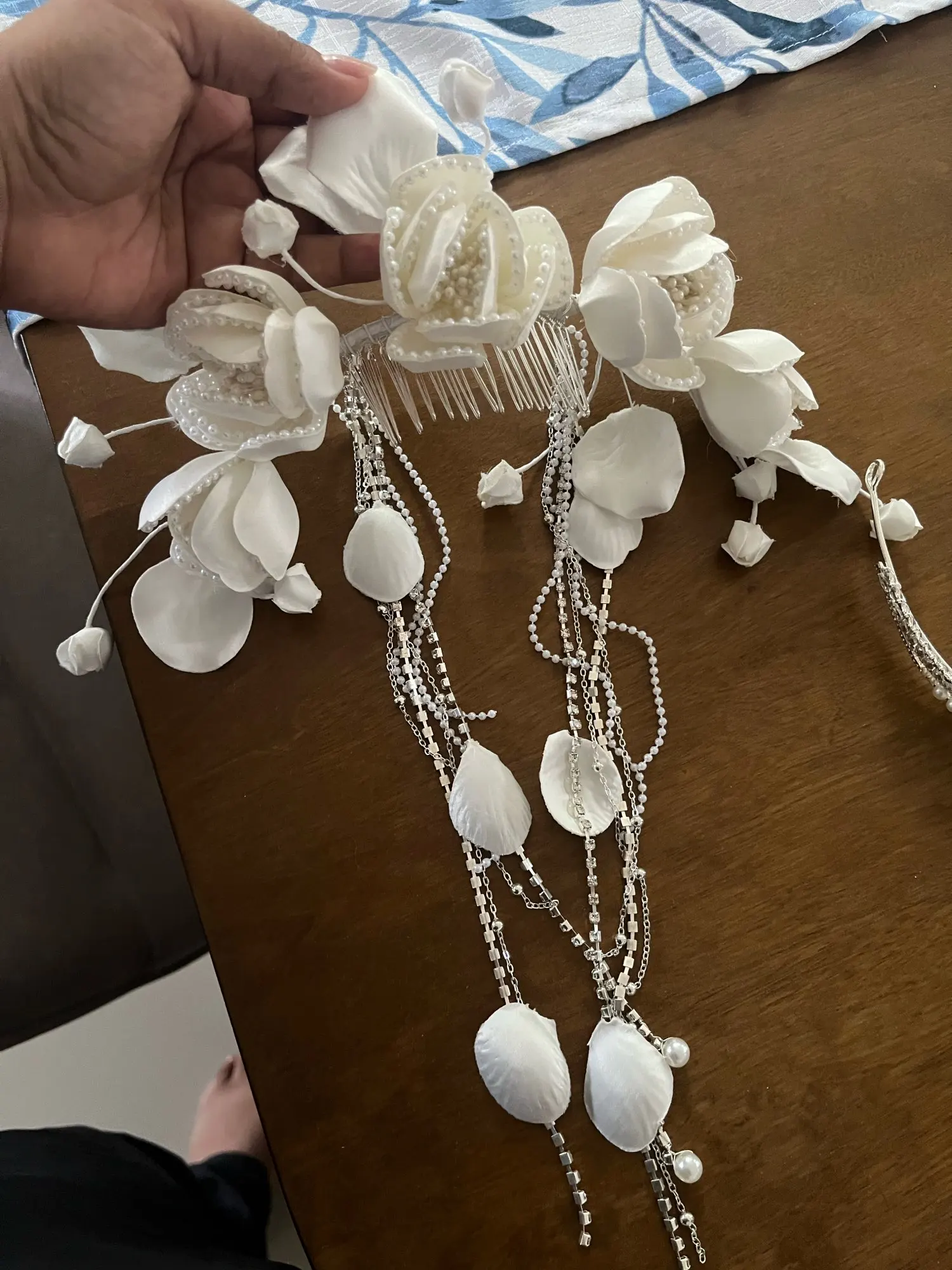 Bridal Jewelry White Flower Hair Comb Pin Clip Hairpin For Brides Women Party Gift Head Pieces Wedding Accessories