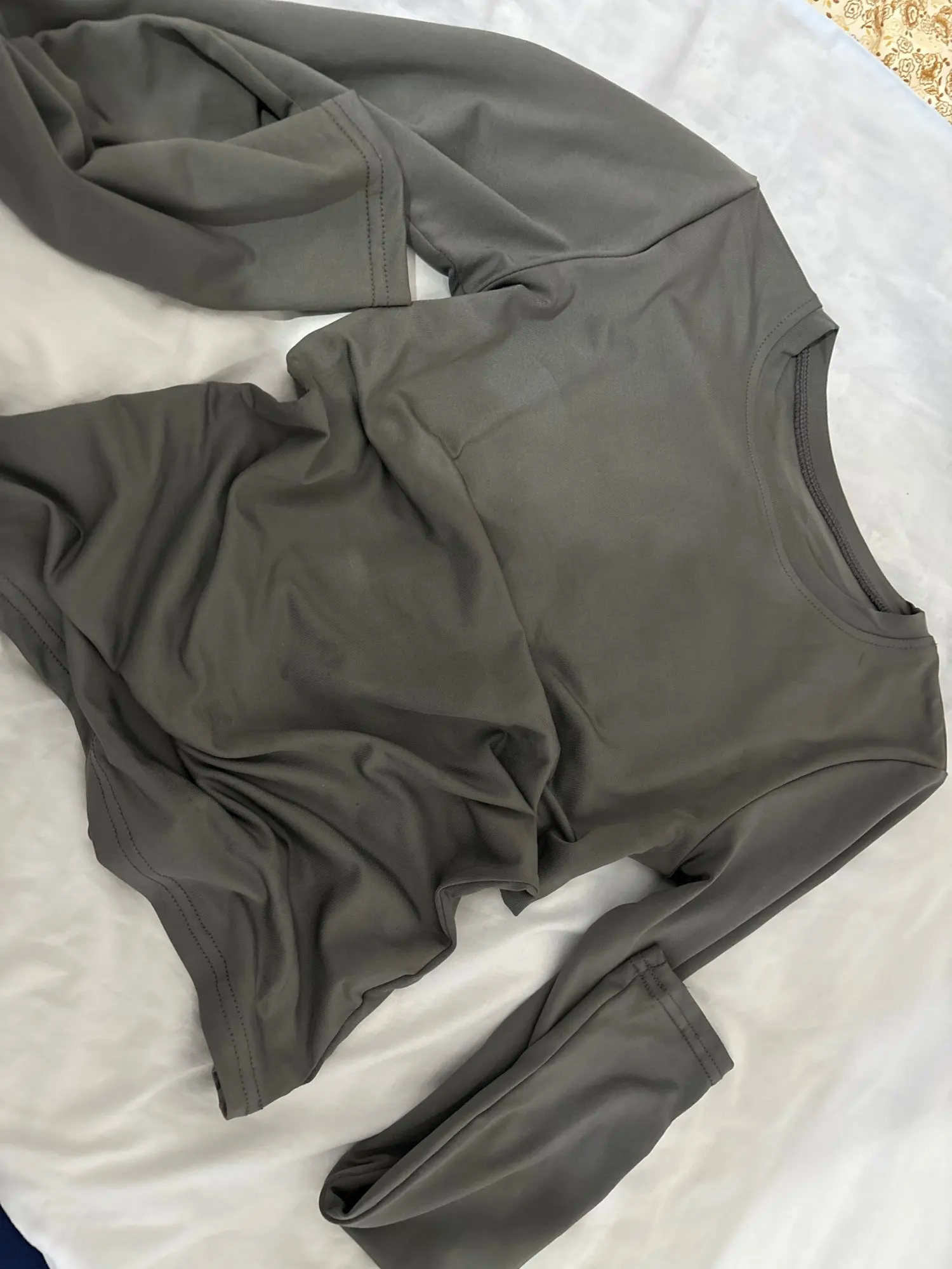 Women Casual Long Sleeve T-Shirts Spring Autumn Solid Slim Fit Pullovers Tees Shirts Female Streetwear Base Tees Tops  Casual photo review