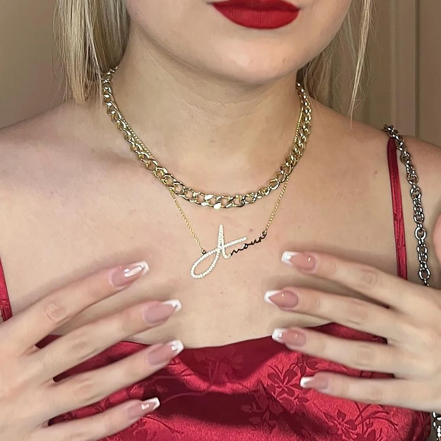 Signature Style Name Necklace With Diamond Custom Iced Out Letter Pendant Personalized Crystal Nameplate Zircon Jewerly Gift
