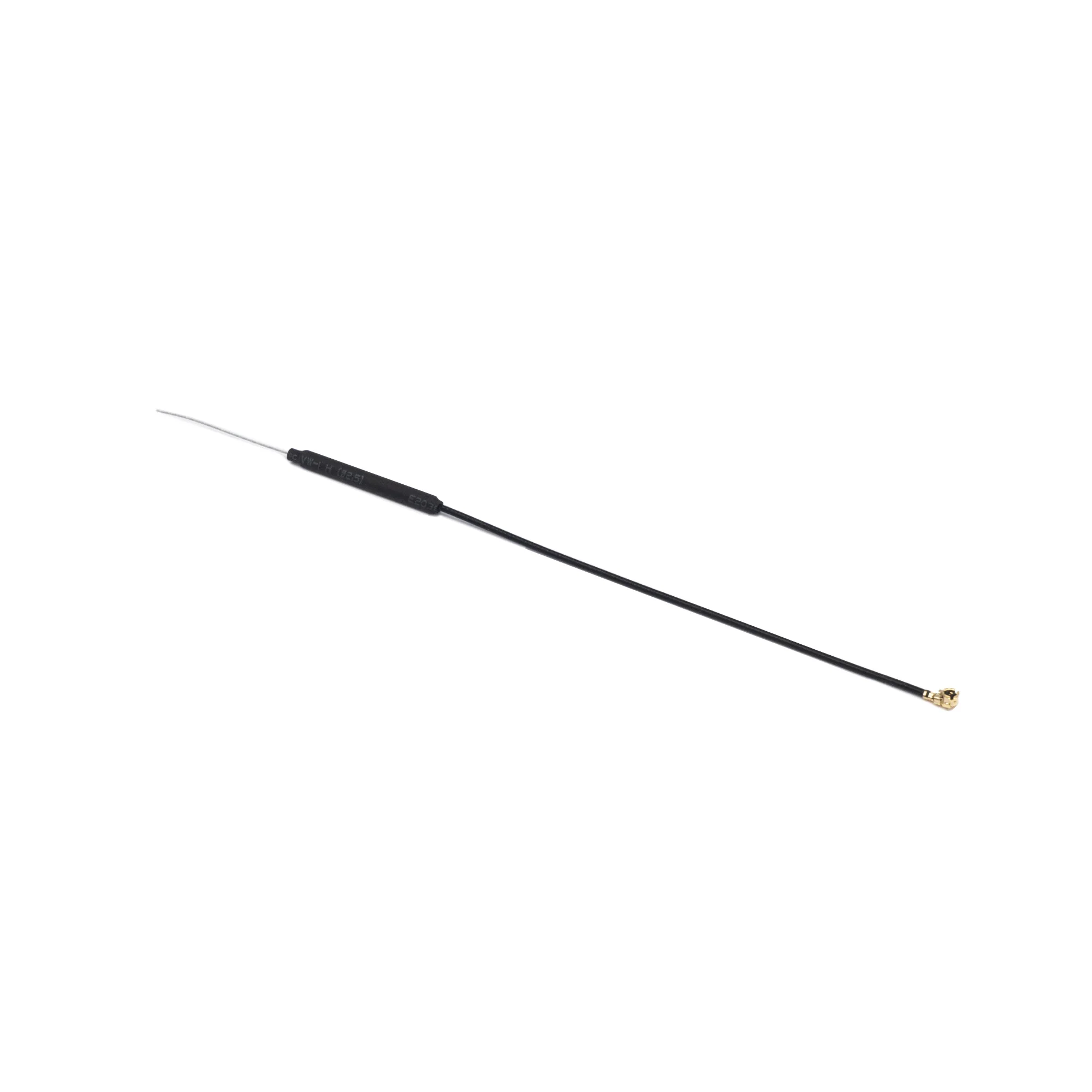 Gros plan sur le connecteur Ipex1 de l'antenne FrSky 900MHz à ressort, avec câble noir et gaine thermorétractable