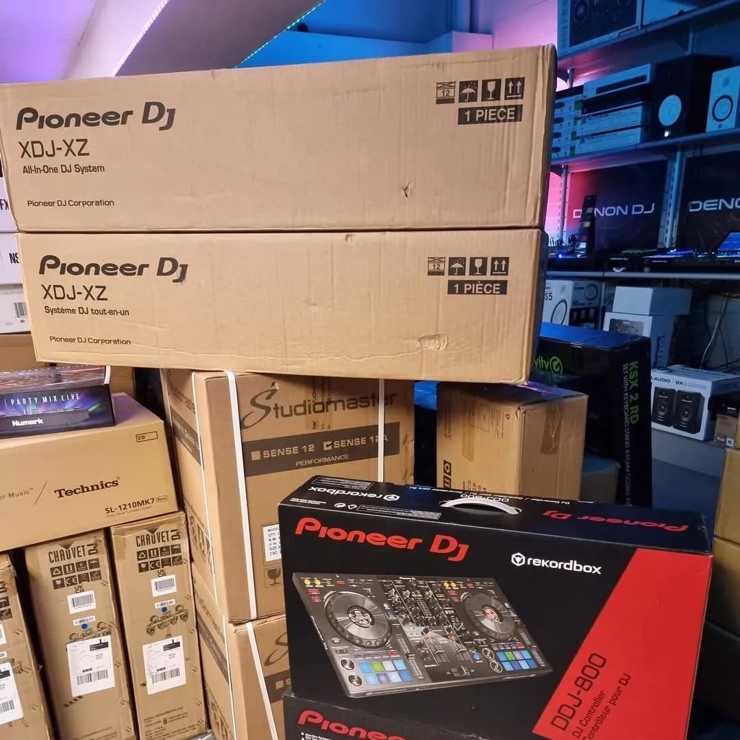 Discount Selling Pioneer XDJ-XZ All-in-One Digital DJ System