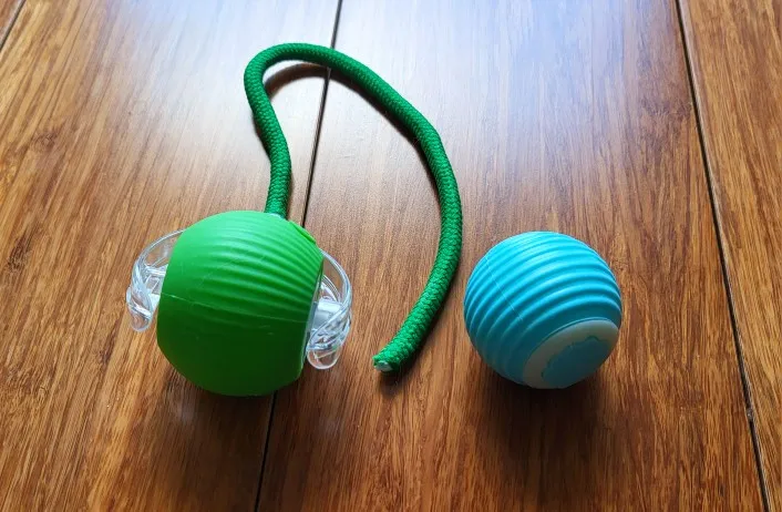New Cat Interactive Ball Toy Automatic Rolling Ball Faux Tail Rechargeable Smart Pet photo review