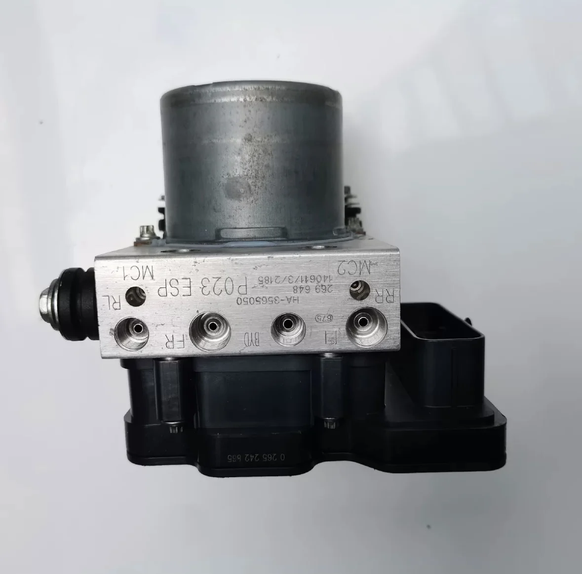 자동차 부품 ABS 제어 모듈, BYD Qin BYD Qin EV 신에너지 ABS 펌프 HA13565050-C1,  중고