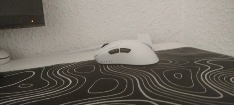 AJAZZ AJ179 PRO PAW3395 ratón inalámbrico ligero con cable, Base de carga magnética, ergonómico, Macro, para juegos, PC y portátil photo review