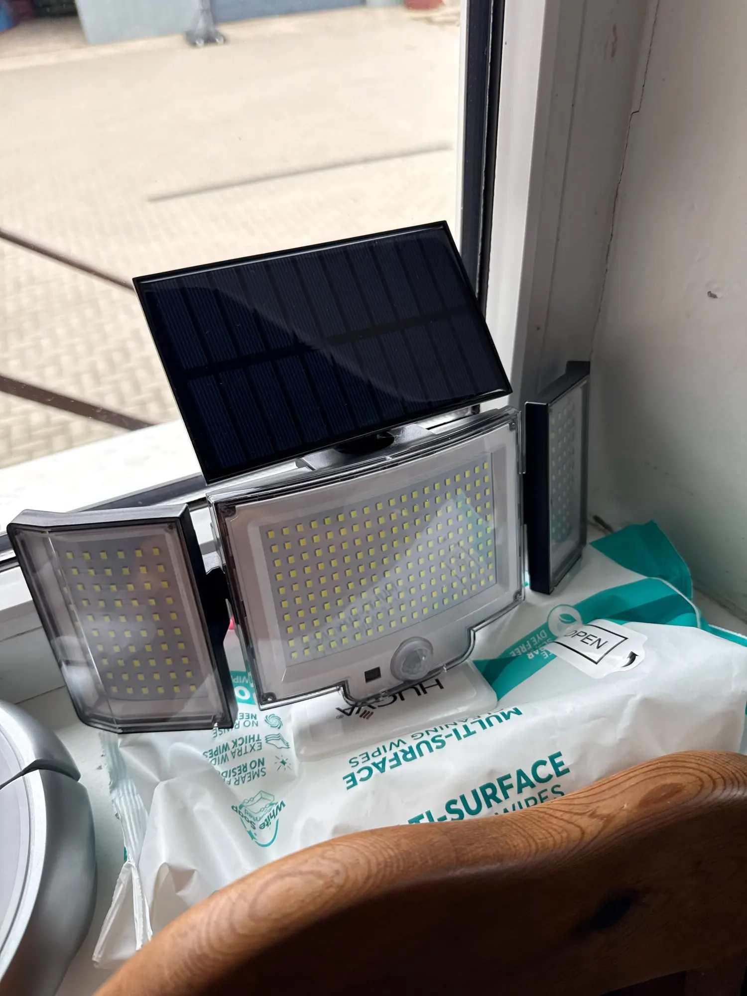 Solar Light Outdoor 328/348 LED Integrated Super Bright Motion Sensor Strong Power IP65 Waterproof 3 Working Modes Garden Wall photo review