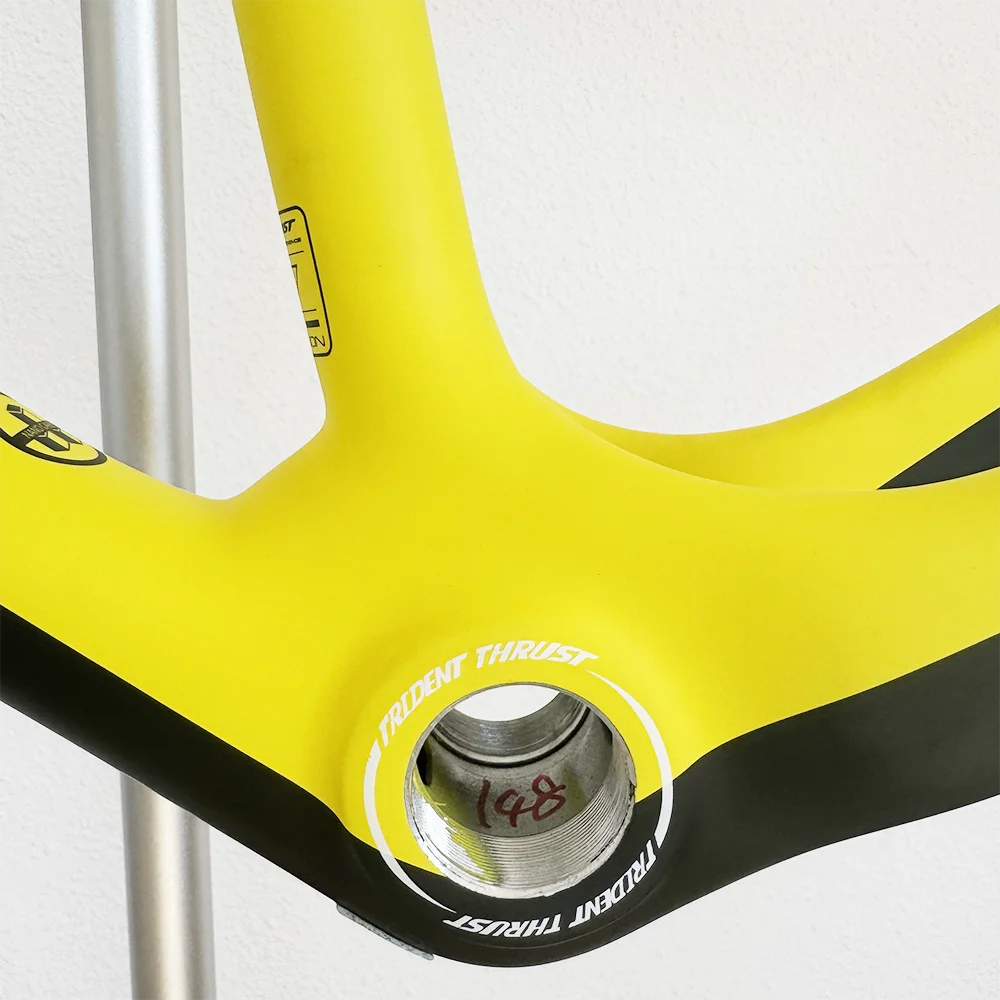 EU-freier THRUST Carbonrahmen 29er 15 17 19 Carbon MTB-Rahmen BSA Fahrradrahmen Boost MTB-Rahmen 148 12 Quadro Carbono MTB 29er – Detail 13