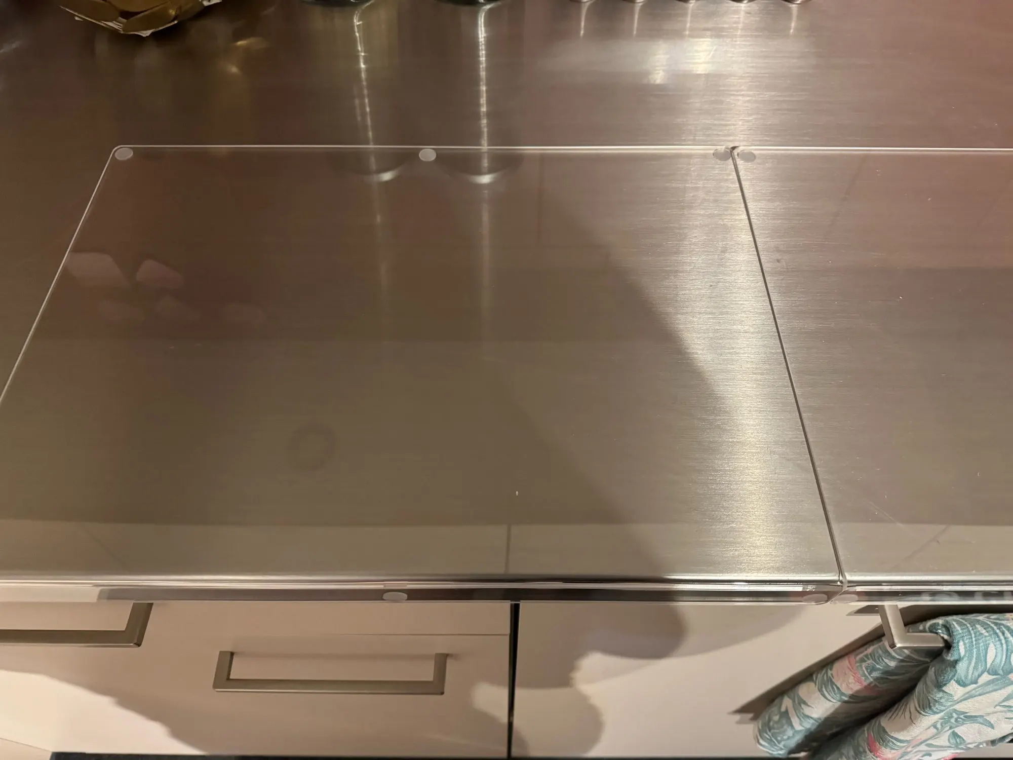 Acrylic Anti-slip Transparent Cutting Board with Lip for Kitchen Counter Countertop Protector photo review