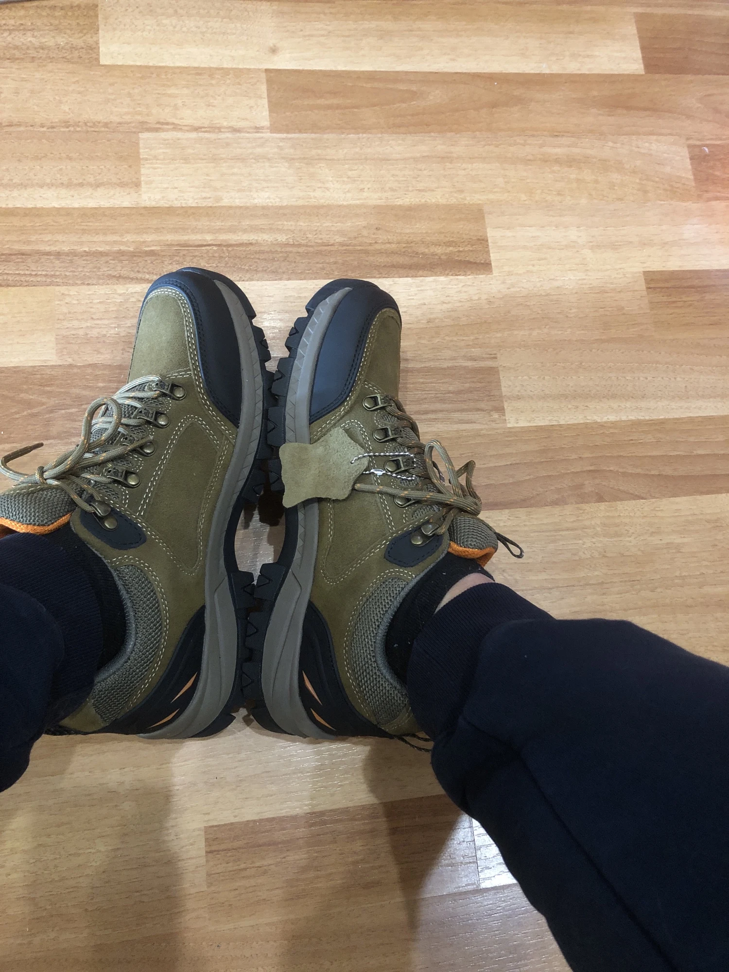 Niedrig geschnittene, wasserdichte Schuhe "Camel" photo review