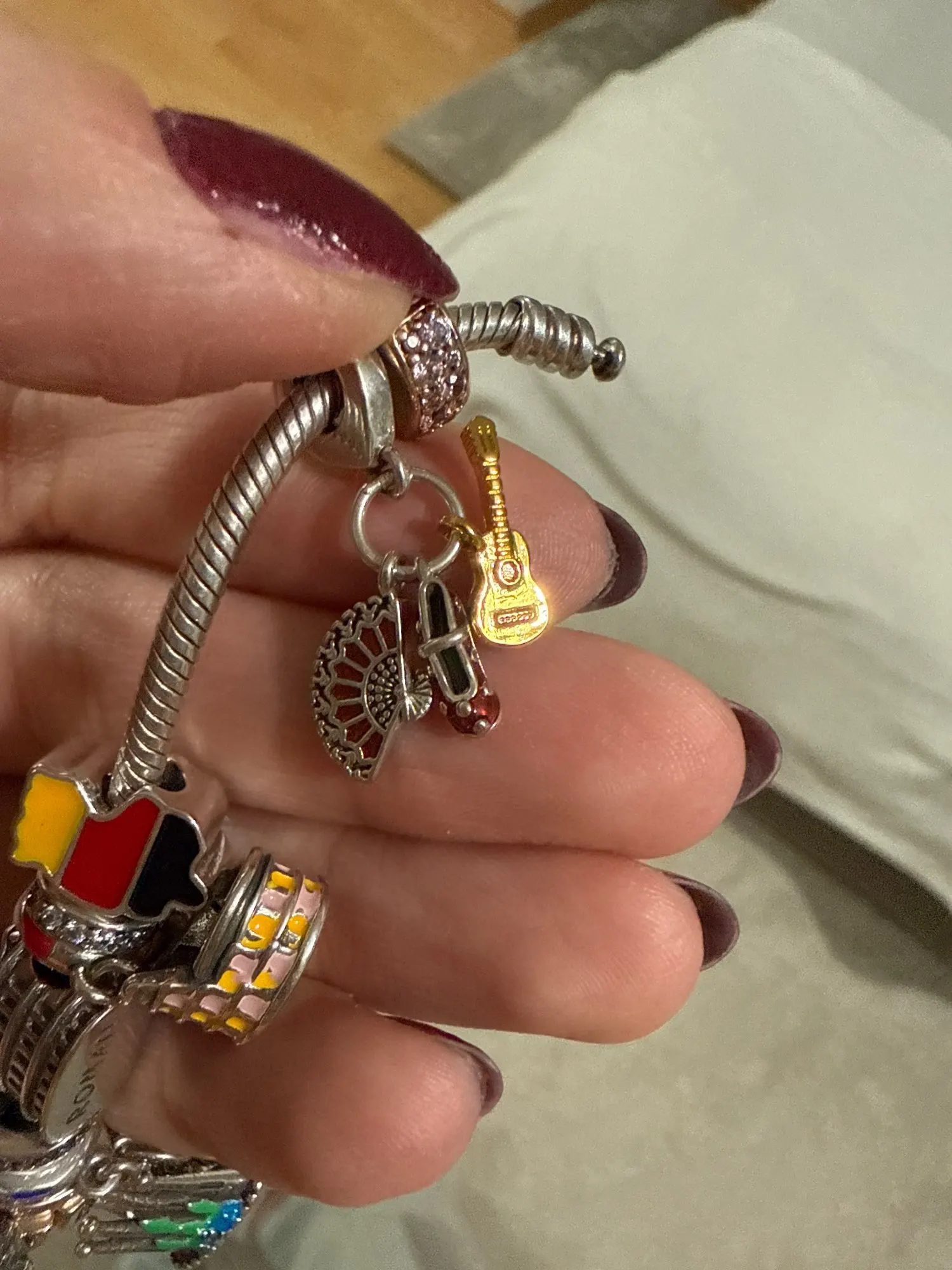 100% Original grano del encanto de la plata esterlina 925 de Taxi de la motocicleta rueda encantos Fit Pandora pulseras de las mujeres de la joyería de Diy photo review