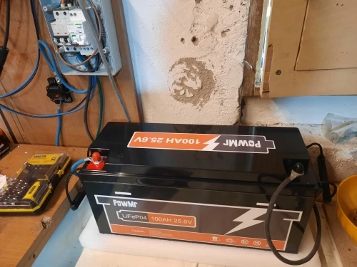 PowMr 300AH 200AH 150AH 100AH Lifepo4 Battery 12V 24V Battery Packs Solar Lithium Battery Rechargeable BMS Grade A 6000+ Cycle photo review