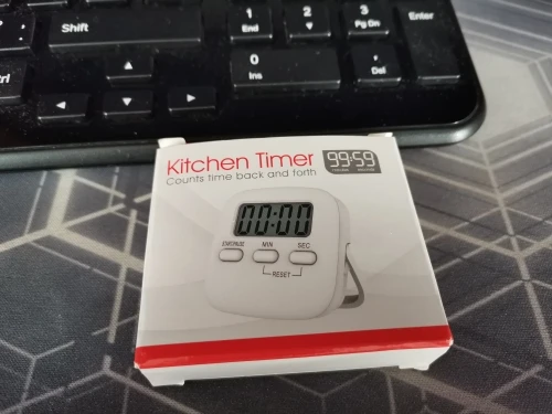 Digital Kitchen Timer, Cooking Timer, Strong Magnet Back, for Cooking Baking Sports Games Office (Battery not Included) photo review