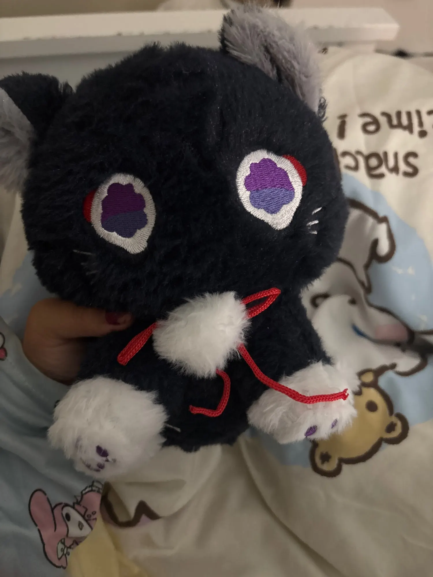 The Scarameow Plushie photo review