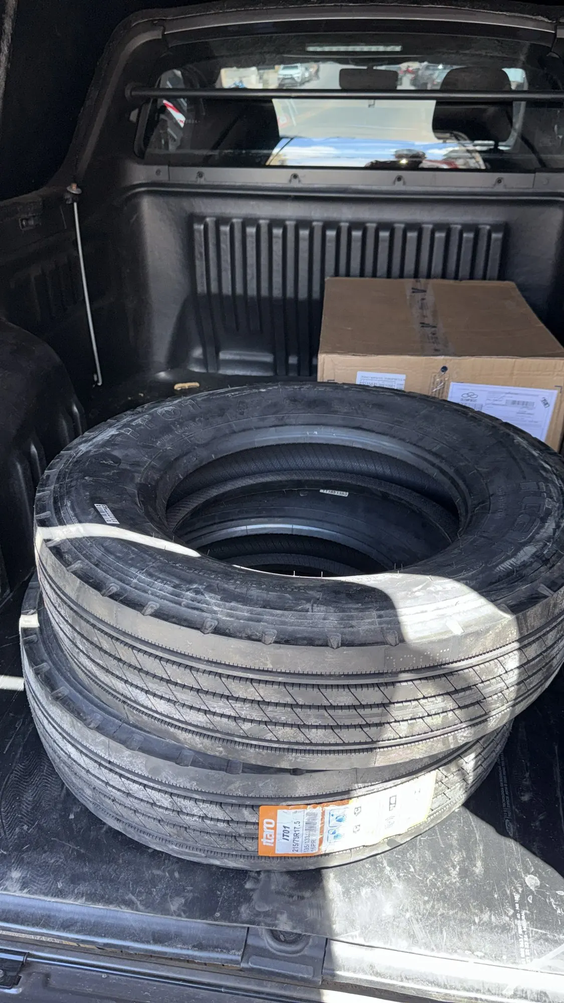 Lanterna Tática Militar X900 Profissional com Zoom Sinalizador Recarregável Luz Camping photo review