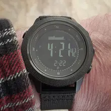 AVTREK Wasserdichte Digitaluhr, Outdoor-Sportuhr, Militär-Armee-Uhr Mit Schrittzähler