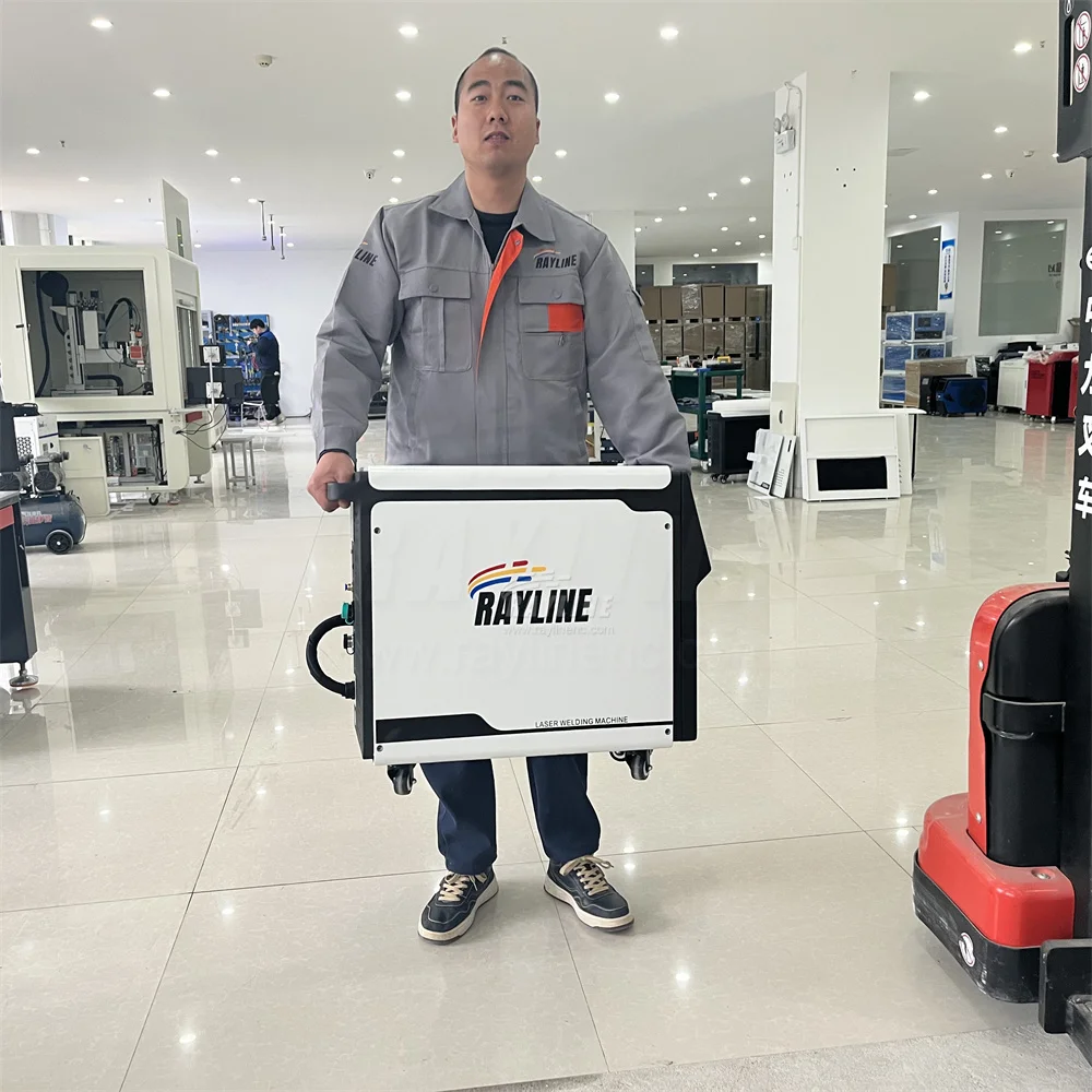 2000W Air Cooling Laser Welders Portable Laser Welding Machine 4 in 1 Welding/Cleaning/ Cutting Factory Price LASER MACHIN