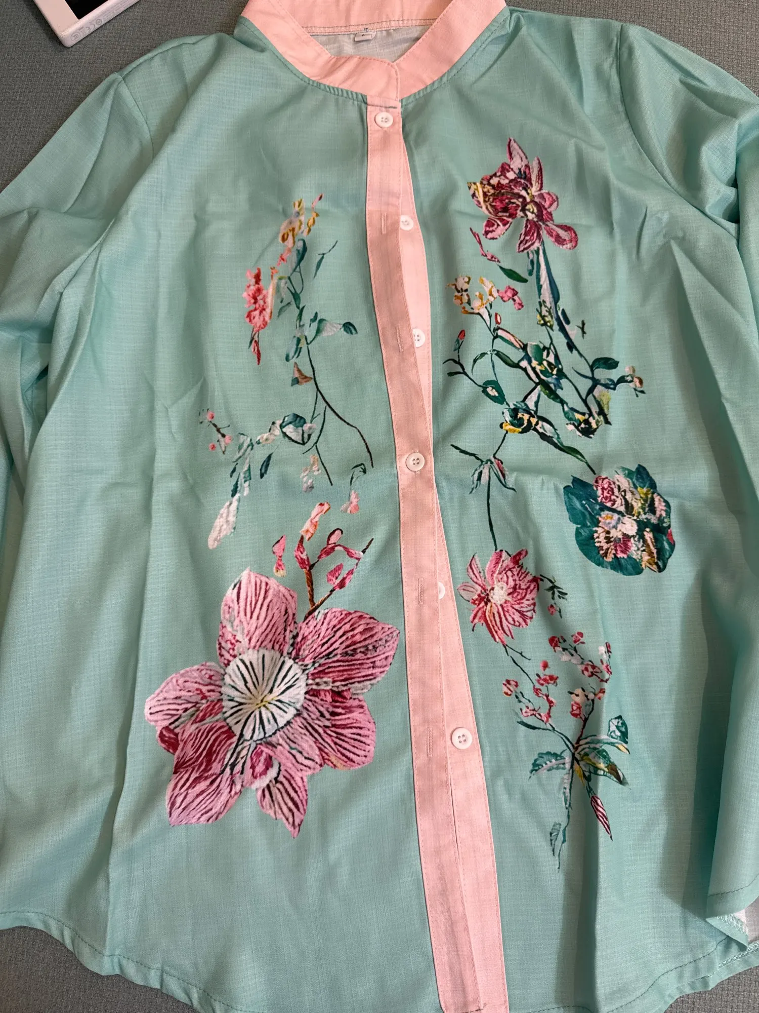 Vintage Floral Printed Shirts Blouse for Women Single Breasted V-Neck Long Sleeve Spring Fashion Harajuku Retro Tops Blouse 2025 photo review