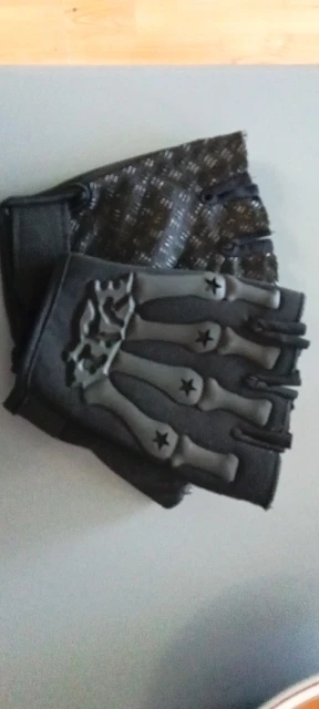 Riding Fingerless Gloves Non-slip Half Finger Gloves for Motorcycle Cycling photo review