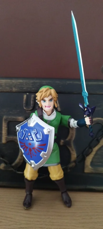 The Legend of Zelda Skyward Sword 14cm Link Action Figure Figma 153 Changeable Accessories PVC Model photo review