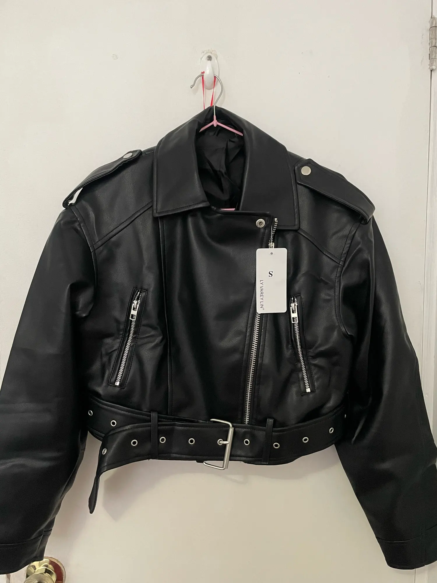 Ailegogo Faux Leather Short Jacket photo review