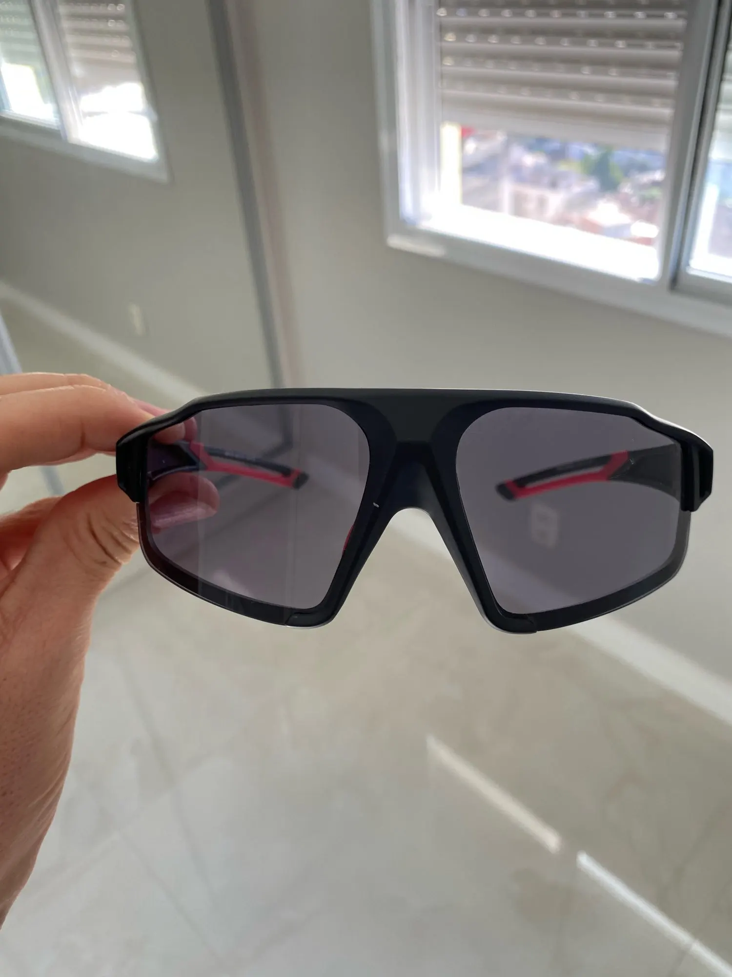 ROCKBROS Photochromic Cycling Glasses photo review