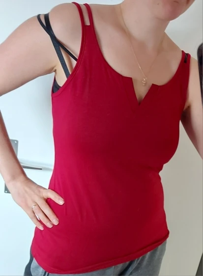 Women's Solid Color V-Neck Camisole - Backless Sleeveless Streetwear Top photo review