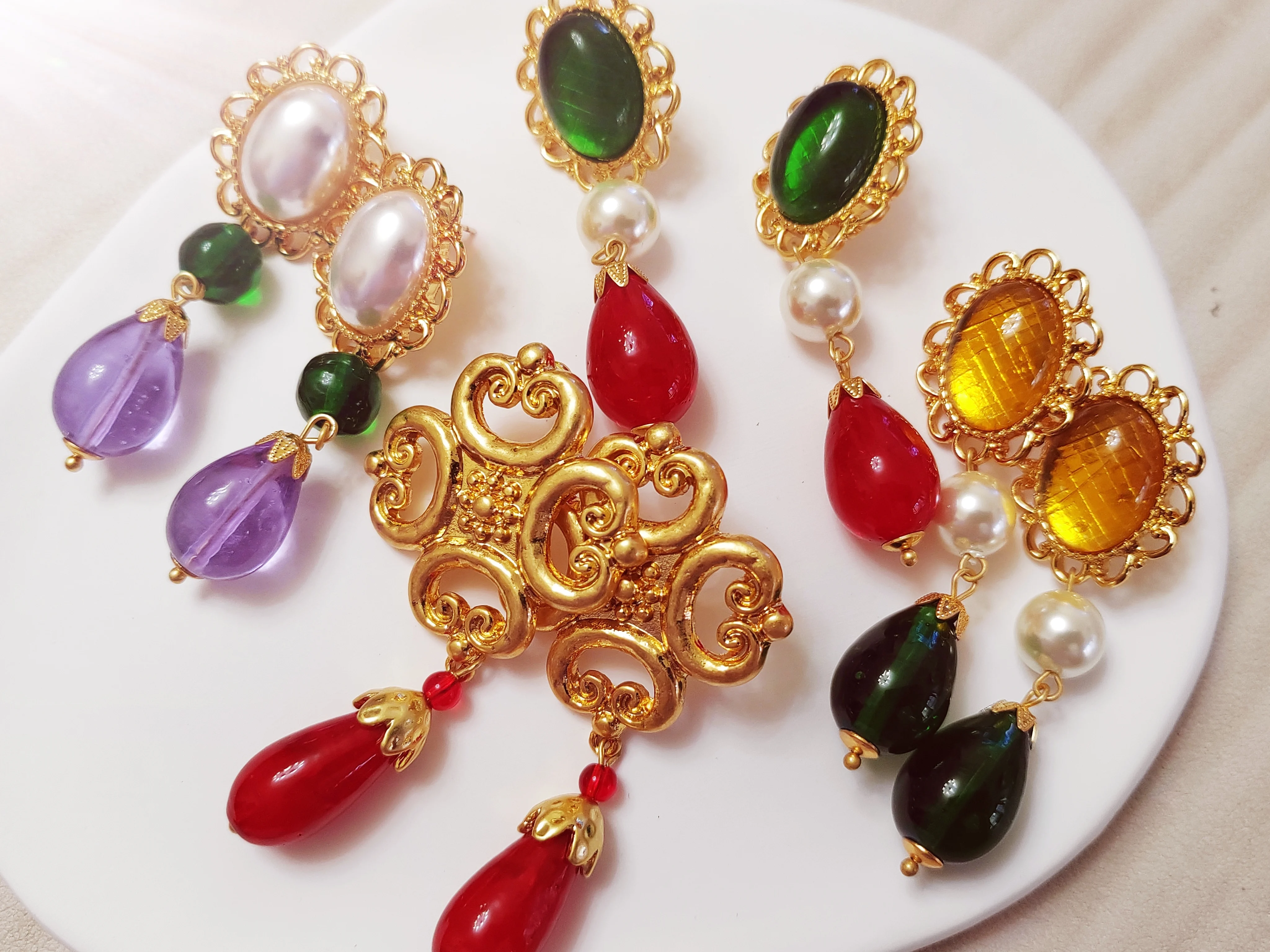 

Vintage colorful flower long earrings for lady