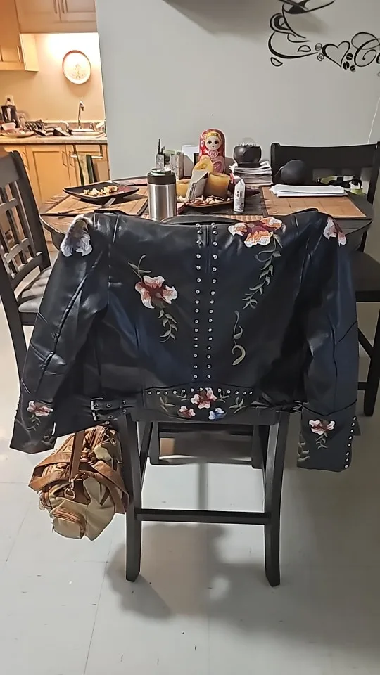 Retro Floral Print Faux Leather Jacket photo review
