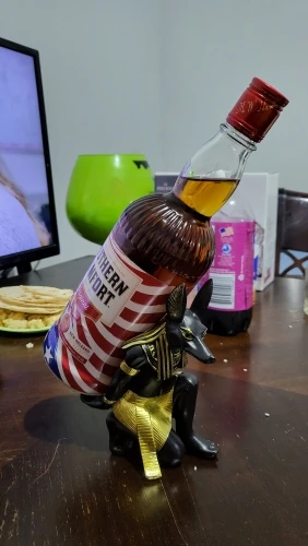 Divine Guardian: Resin Anubis Wine Rack for Unique Home Decor photo review