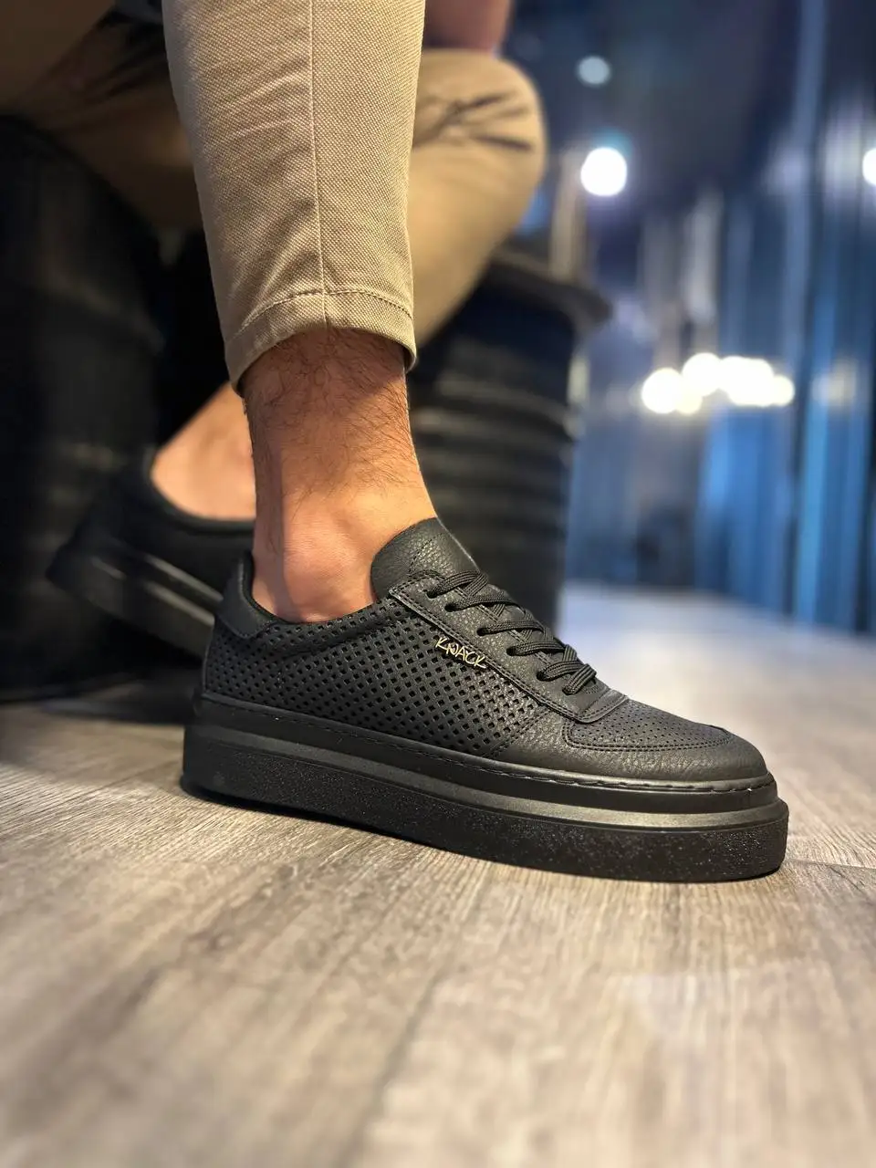 

Gorgeous Leather Shoes for the New Season