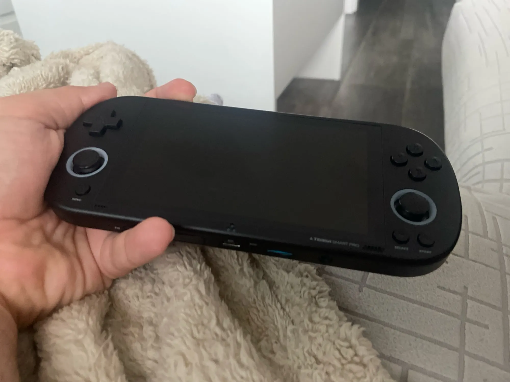 Retroid Pocket 5 Handheld Game Console photo review