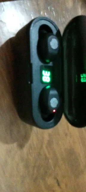 Wireless Bluetooth headset photo review