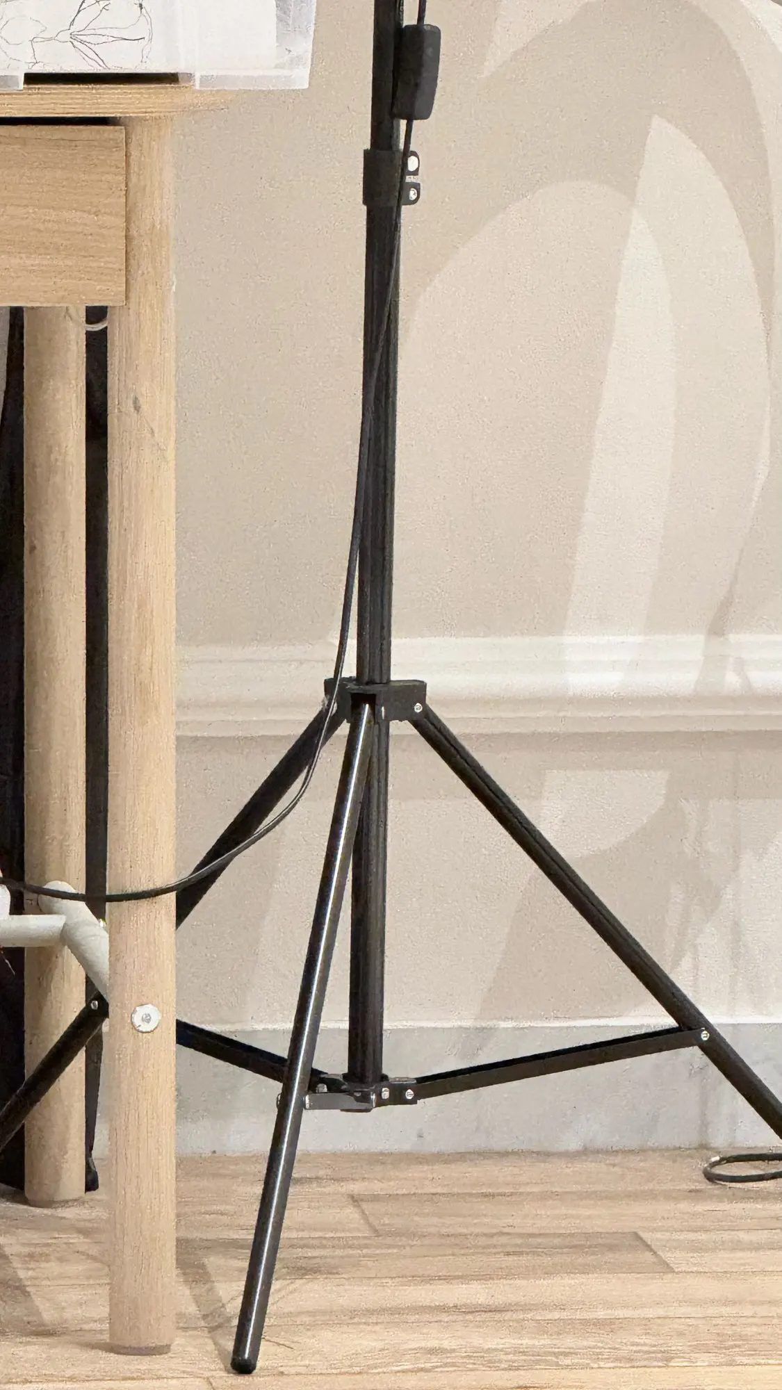 RP01 Heavy Duty Metal Alloy Light Stand 160cm Tripod photo review