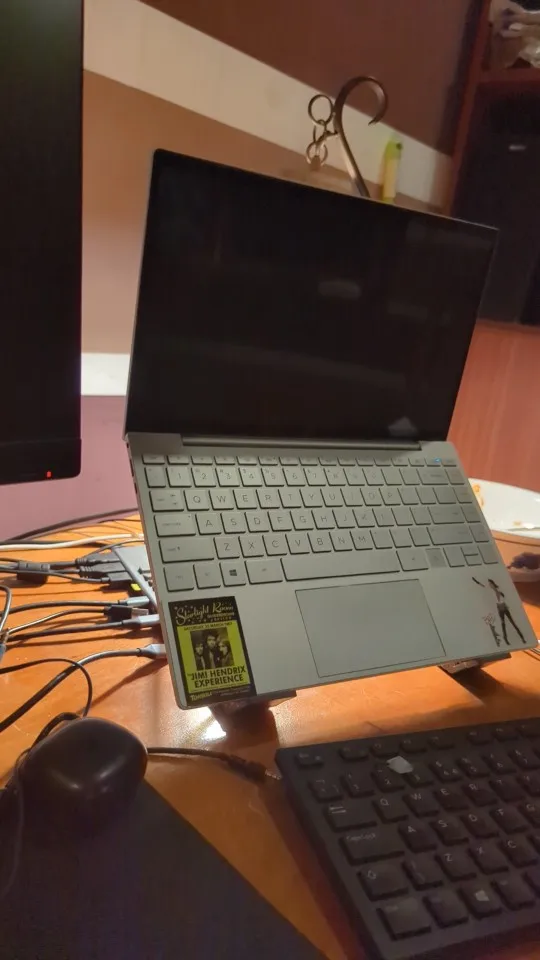8-in-1 Aluminum Laptop Stand & USB-C Docking Station photo review