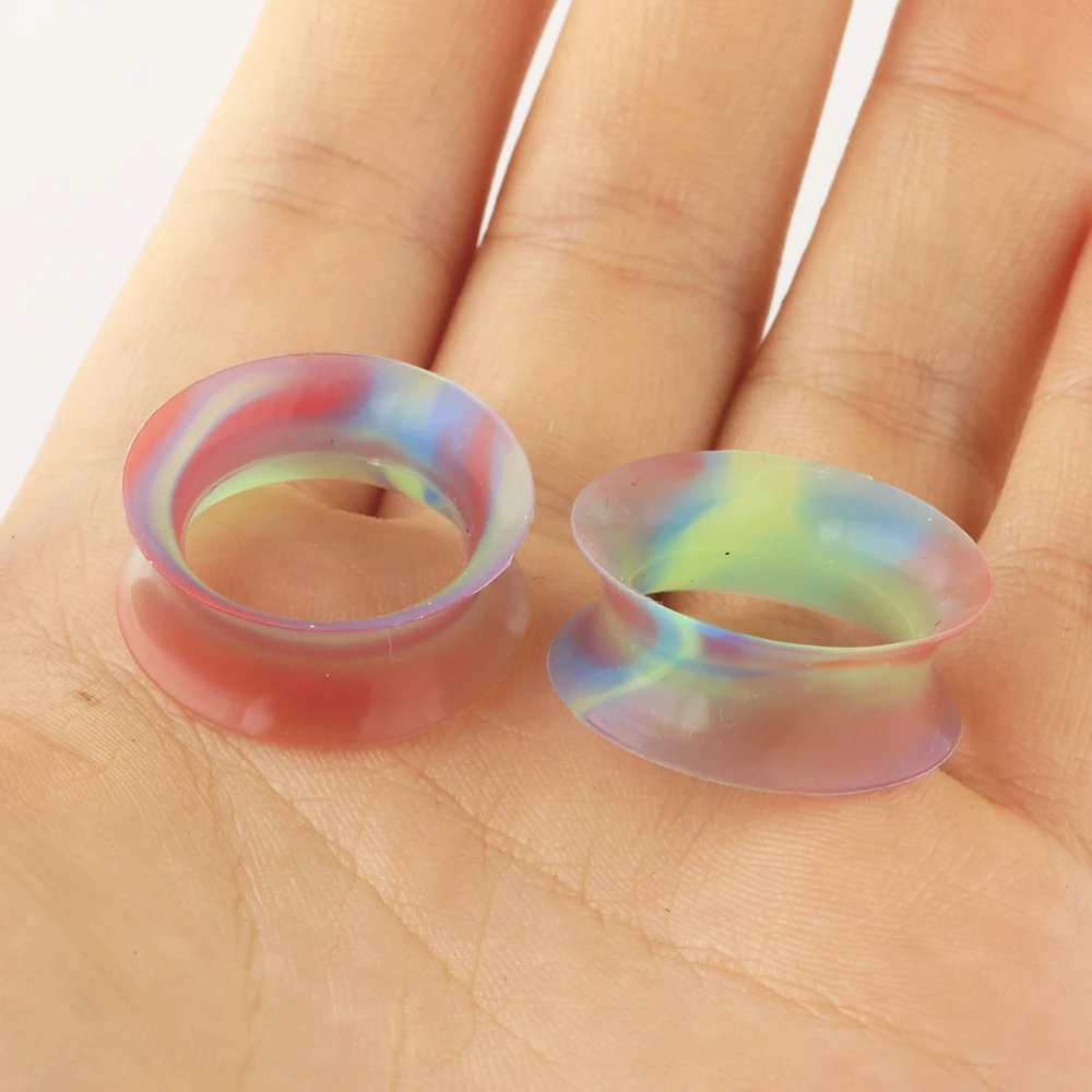 thumbnail image 1 of Par de tapones para los oídos de silicona flexibles, delgados, de doble acampanado, expansor de oreja, aretes, piercing para la oreja, 1 of 5