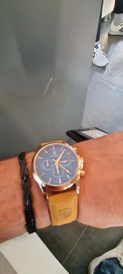 Luxury Sports Waterproof Quartz Watch photo review