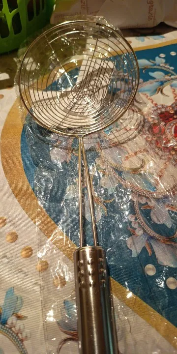 3 Size Set Stainless Steel Colander Household Noodle Dumpling Hot Pot Filter Screen Pearl Line Drain Large Fried Strainer photo review