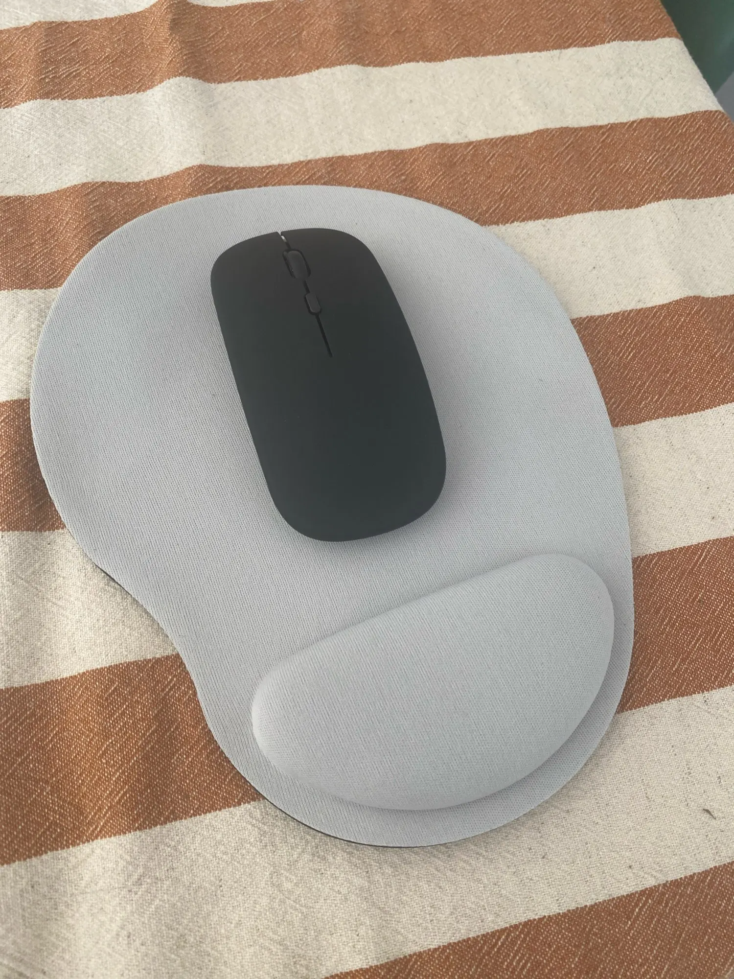 STONEGO Keyboard Mouse Laptop Wristband Mouse Pad With Wrist Protect Notebook Environmental Protection EVA Wristband Mouse Pad photo review