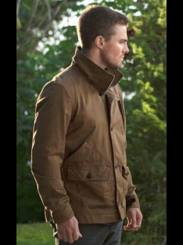 

A tan jacket that enhances self-image and builds a good figure