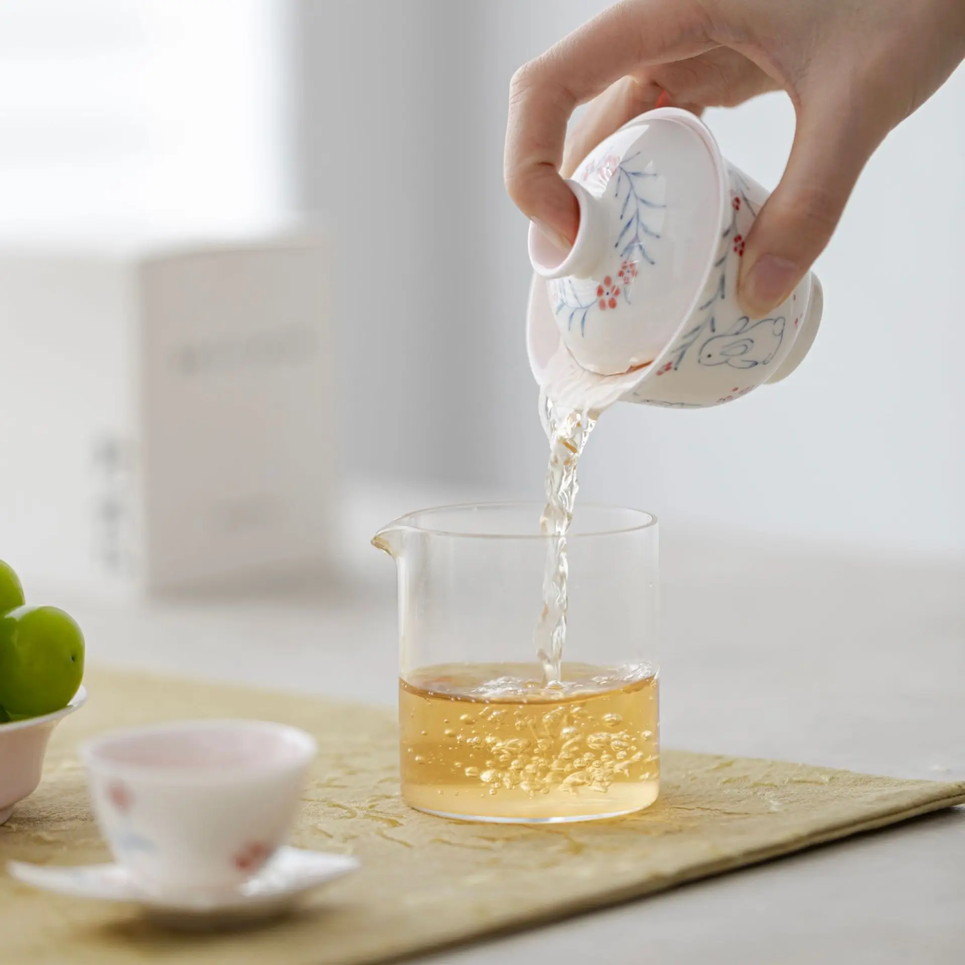 90ml Hand Painted Rabbit Gaiwan Set For Tea Chinese Small Tureen Pink Tea Bowl Kung Fu Chawan Cups Lily Deng's Store