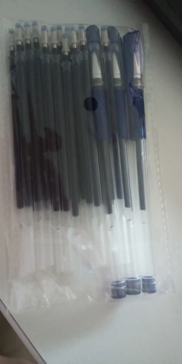 Juego de bolígrafos de Gel, suministros escolares, tinta negra, azul y roja, bolígrafo de 0,5mm, herramienta de escritura Kawaii, papelería escolar y de oficina, 35/25 Uds. photo review