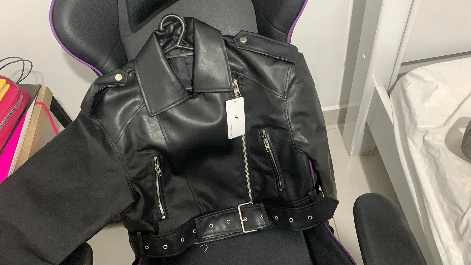 Ailegogo Faux Leather Short Jacket photo review